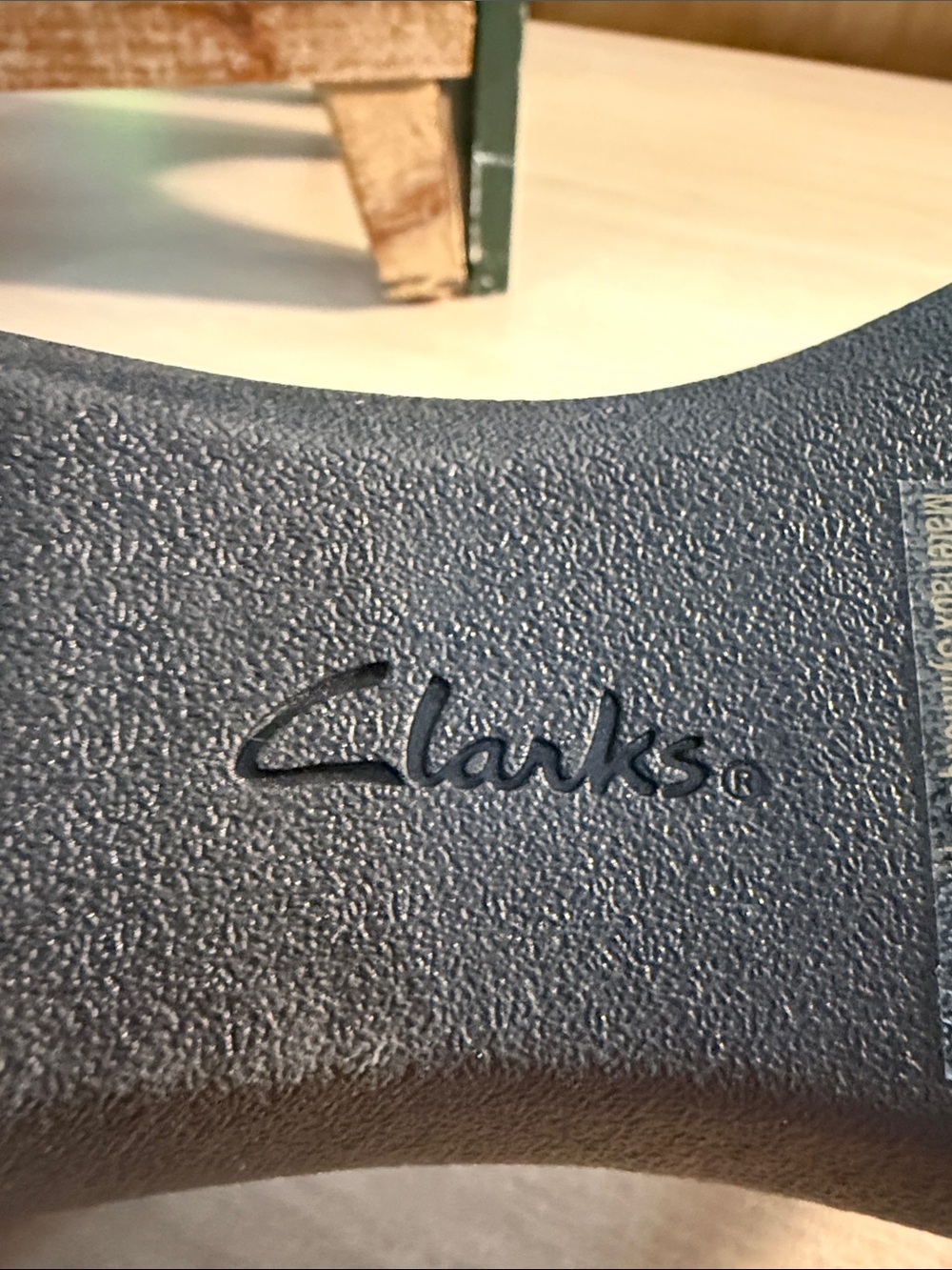 Clark’s Patent Leather Brown Croc-Embossed Slip-On Loafers - Picture 8 of 9